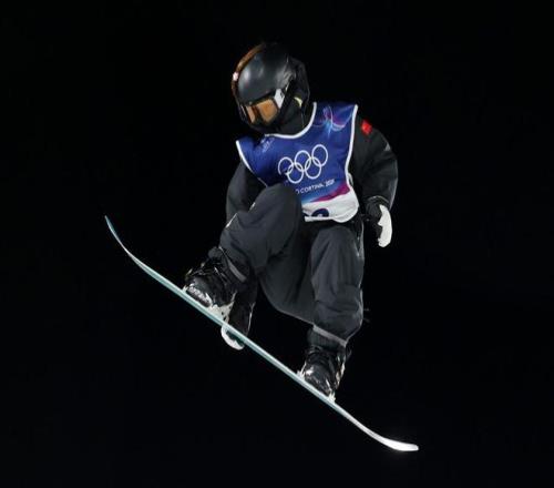 追平前史最佳战绩!19岁新星张小楠在冬奥找到更多自傲