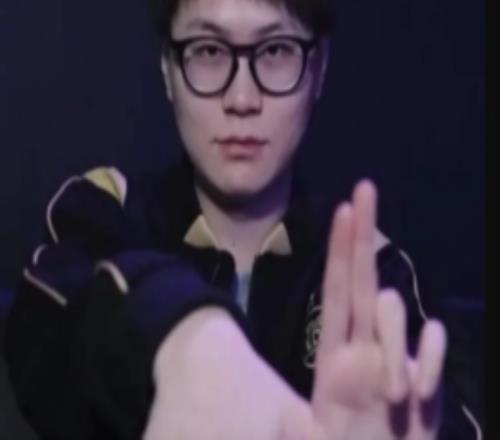 Meiko发布观看EDG瓦分部竞赛Vlog：给EDG加油的一天