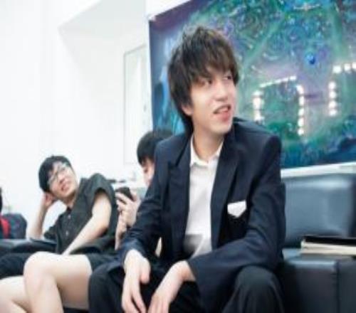 下路要送真没方法厂长执教EDG五个赛季仅一次带队晋级季后赛